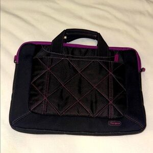 Targus Black and Purple Women's Bag